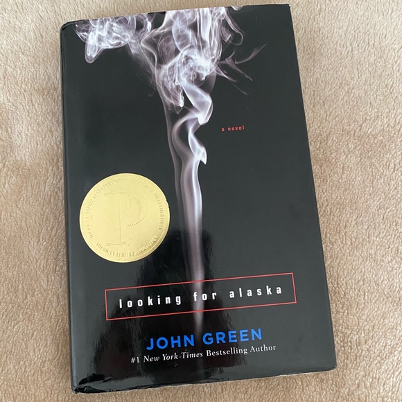 Books - Picture 4 of 7